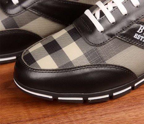 Burberry Fashion Men Sneakers--126